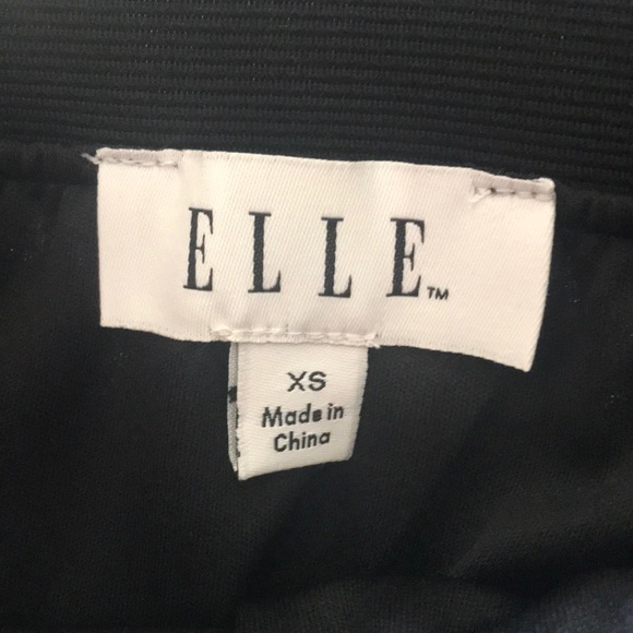 NWT Elle pull on pleated grey plaid skirt - Picture 5 of 6